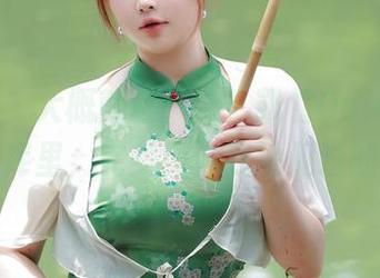 秀人网 - 大概就这一次！凯竹Quinn的礼服在图库里，完美得像我没见过的现实！