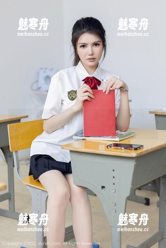 秀人网 - 奈汐酱nice美足：定制图集中那些年我们追过的腿