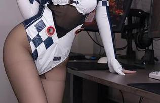 秀人网 - 水手服与文静儿：在写真作品中展开一场关于冒险的对话！