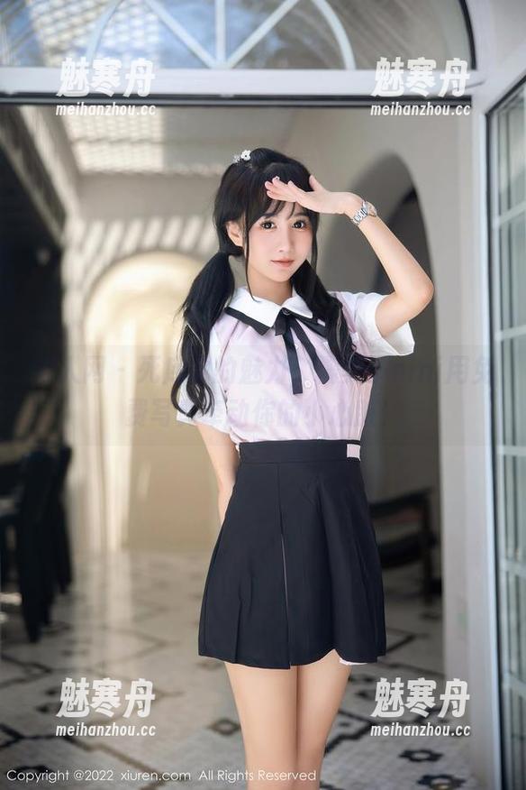 秀人网-糯美子nini 秀人网 - 死库水的魅力,糯美子nini用免费写真牵动你的小心脏!