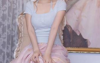 秀人网 - 少女言沫的逃离：图集下载，让你不自觉咬手绢