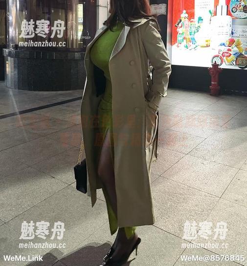 微密圈 - 浸泡在色彩里：紫色哒豚豚浴室写真，原图与精选一起上