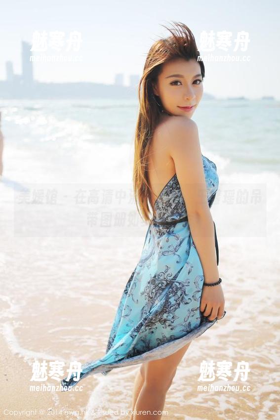 美媛馆 - 在高清中流连忘返，王馨瑶的吊带图册如梦似幻！