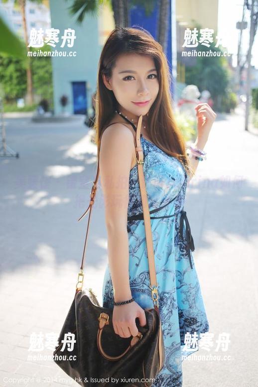美媛馆-许诺sabrina 美媛馆 - 镂空与私拍:许诺sabrina如何把光影玩得如此高深