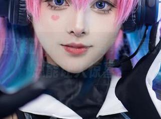 学姐与腥味猫罐的全套写真，意外的搭配总能让人惊喜。