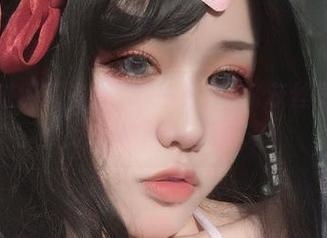 走过路过别错过！芊川一笑MNK灰丝美图，悄悄为你留个脚印。