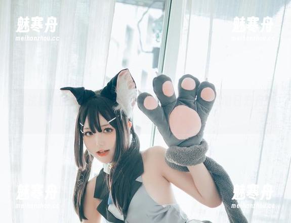 魔法触碰的图集：蓝小沂KiKi与艾雅法拉的明日方舟奇遇