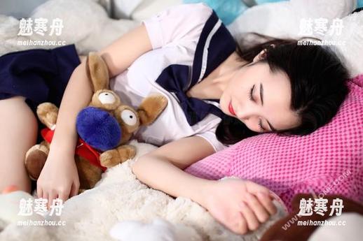 轰趴猫-猫妈 轰趴猫 - 想象中的泳池:猫妈带你游览奇幻资源