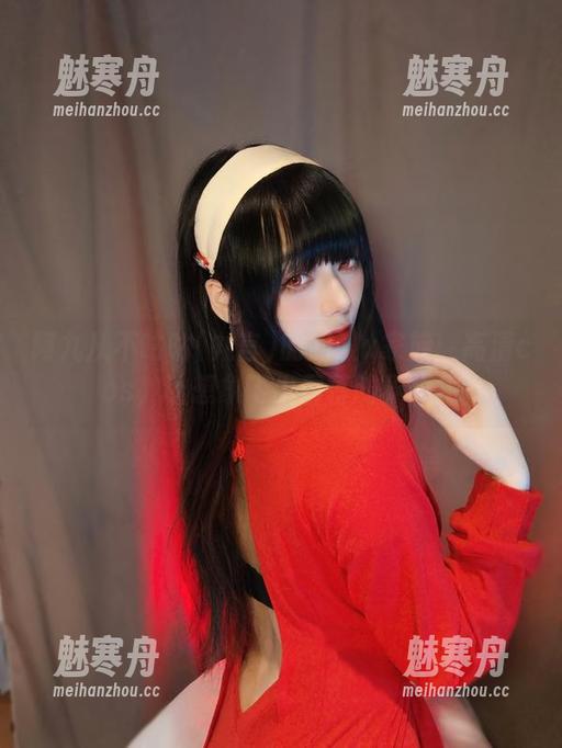 阿九从不咕咕(九言)的间谍x家族：高清cos，让想象飞出屏幕的界限！