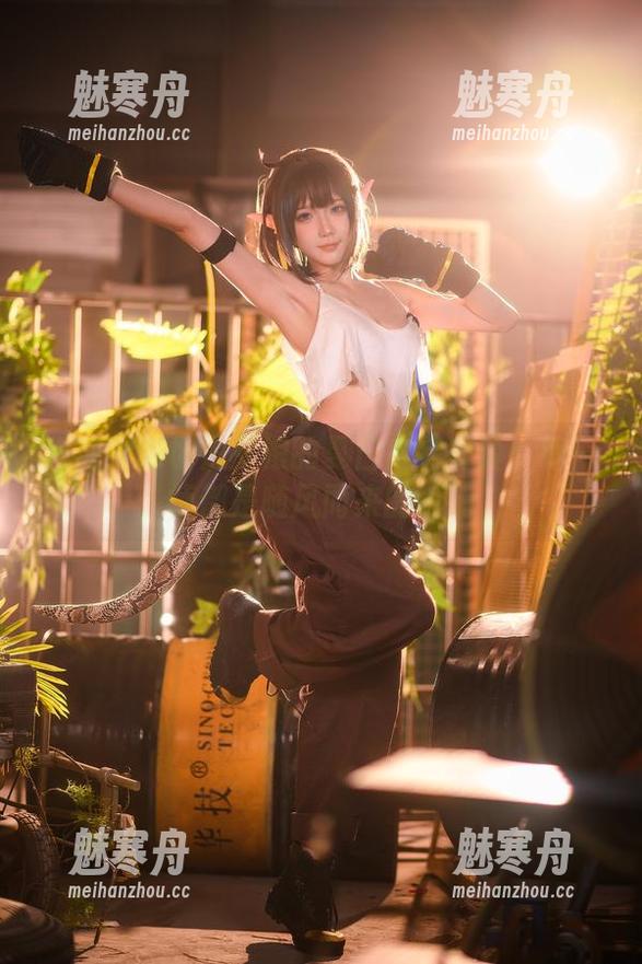 发现阿包也是兔娘的夏日定制写真：每一帧都是随风而来的呢喃