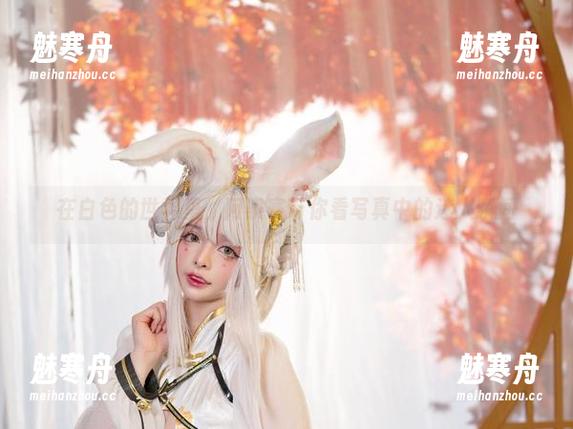 阿寨寨 在白色的世界里,阿寨寨带你看写真中的迷人瞬间
