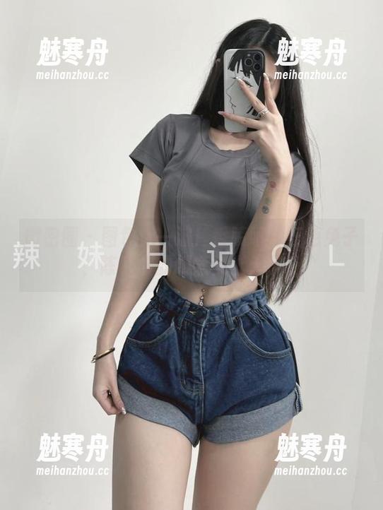 微密圈 - 图包走一波！香喷喷的红色兔子，陈佩奇的创意又上天了！