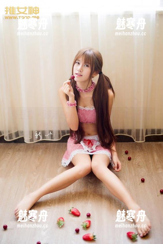 青豆客-沛沛Eankei 青豆客 - 沛沛Eankei的和服写真:不穿上就不敢想象的美丽分享!