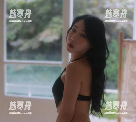 韩国CoCo 韩国CoCo花开:最新美图,保准让你在家也能感受阳光浴,注意别晒伤哦!