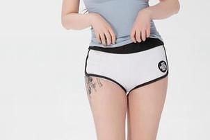 夏天里的韩国孙乐乐，图包让人想起了那芳香的花草！